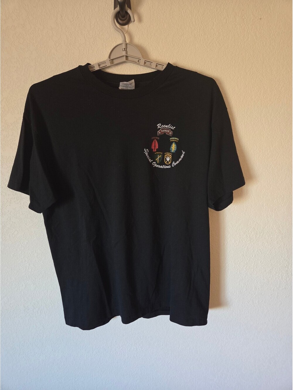 Hanes Heavyweight 50/50 Black Reenlist Special Operations Command T-Shirt XL